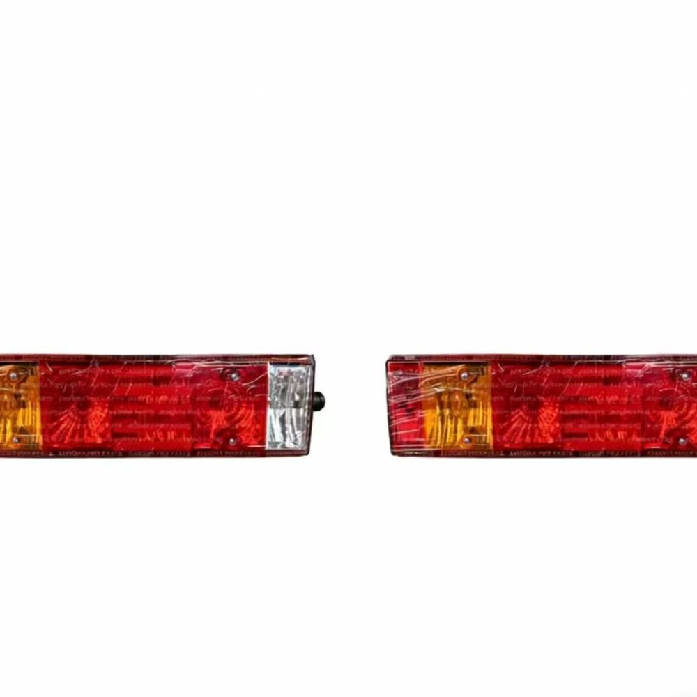 Shacman F3000 Rear Tail Light Lamp Conventus 81252256464 81252256465